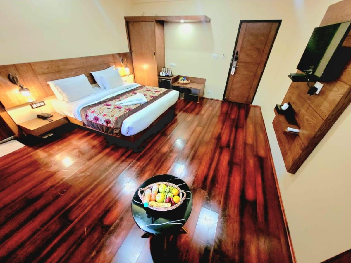 Hotel Green Rooms, Vintage Luxury Near Dal Lake Srīnagar Esterno foto